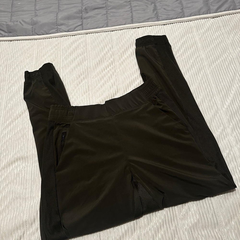 Athleta olive Green Brooklyn Jogger
